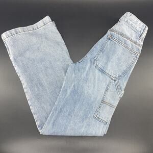 Straight Leg Women’s Jeans in Light Wash Blue